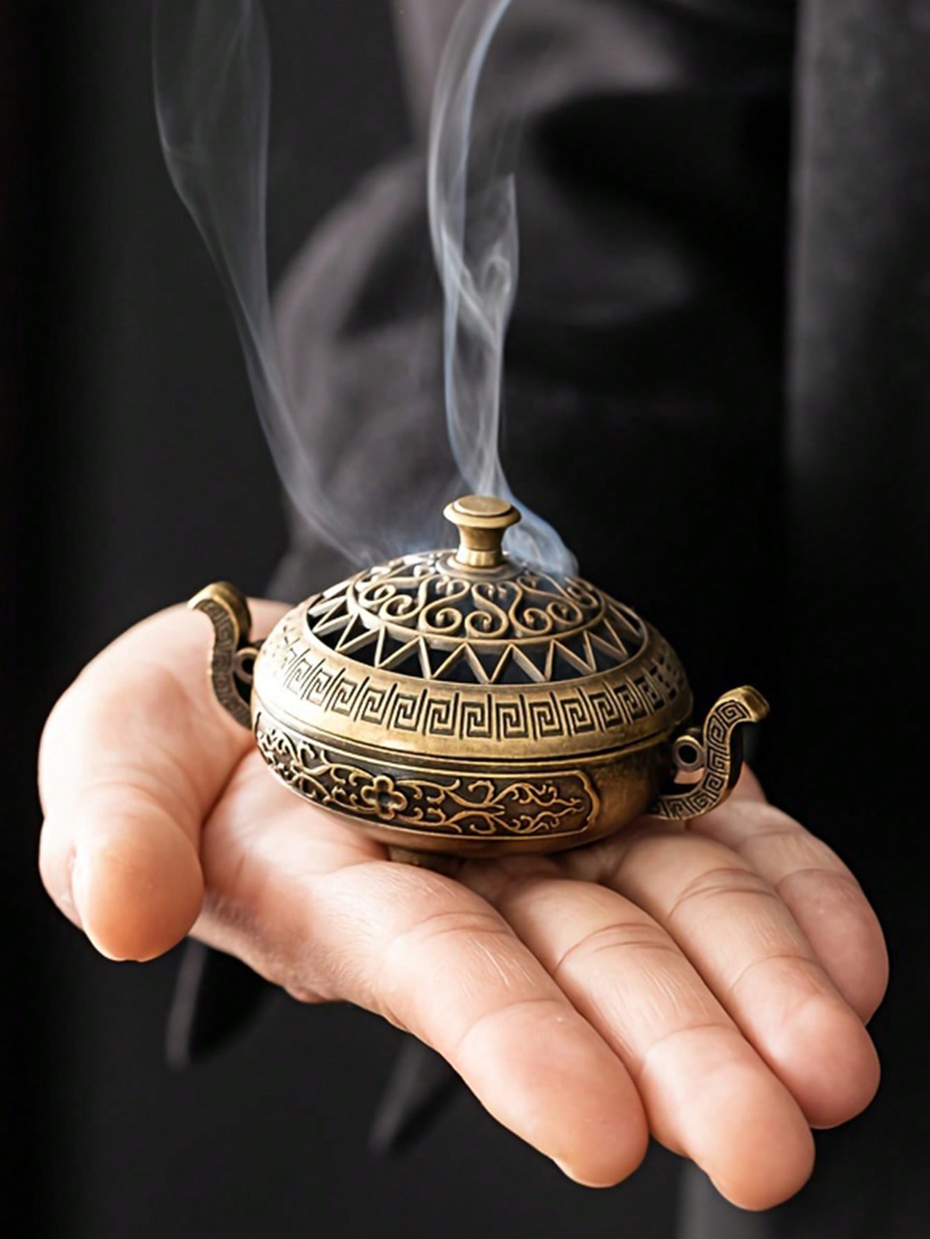 ネパールスタイルの真鍮製香炉、ヨガや瞑想、寝室の装飾に最適な - Home Fragrance Gift のレビューと価格