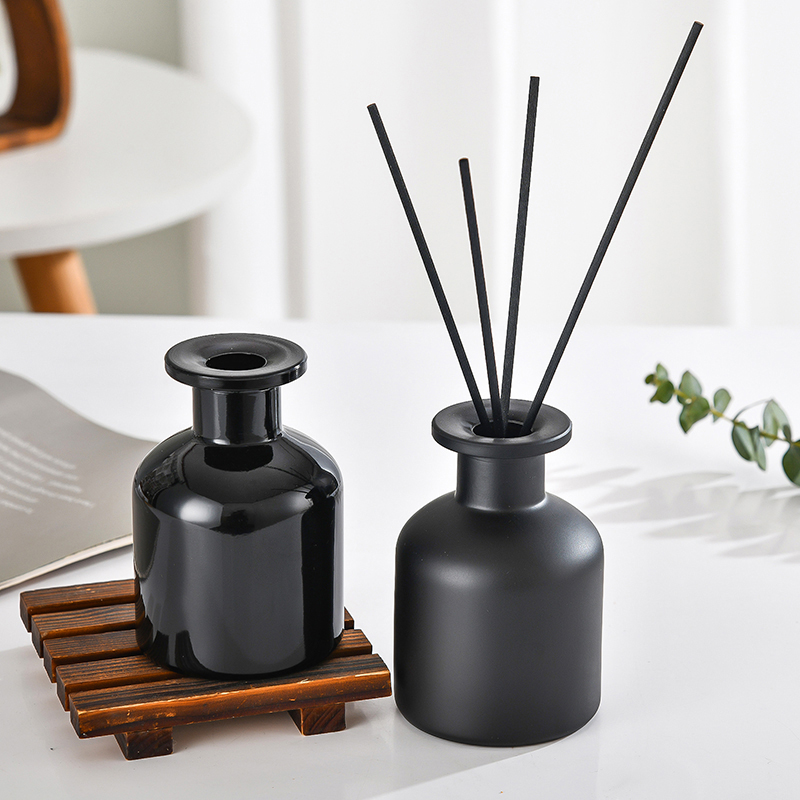 新しい1個入り50mlホームフレグランスディフューザーボトル - Home Fragrance Oud のレビューと価格